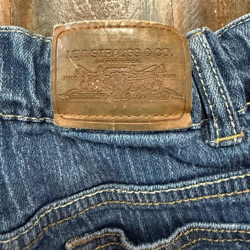 Levi’s Girls Size 10 Regular Bootcut Stretch Jeans Classic Blue Denim EUC - Picture 4 of 5